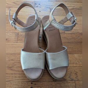 Sperry Fairwater Golden Wedge Sandals